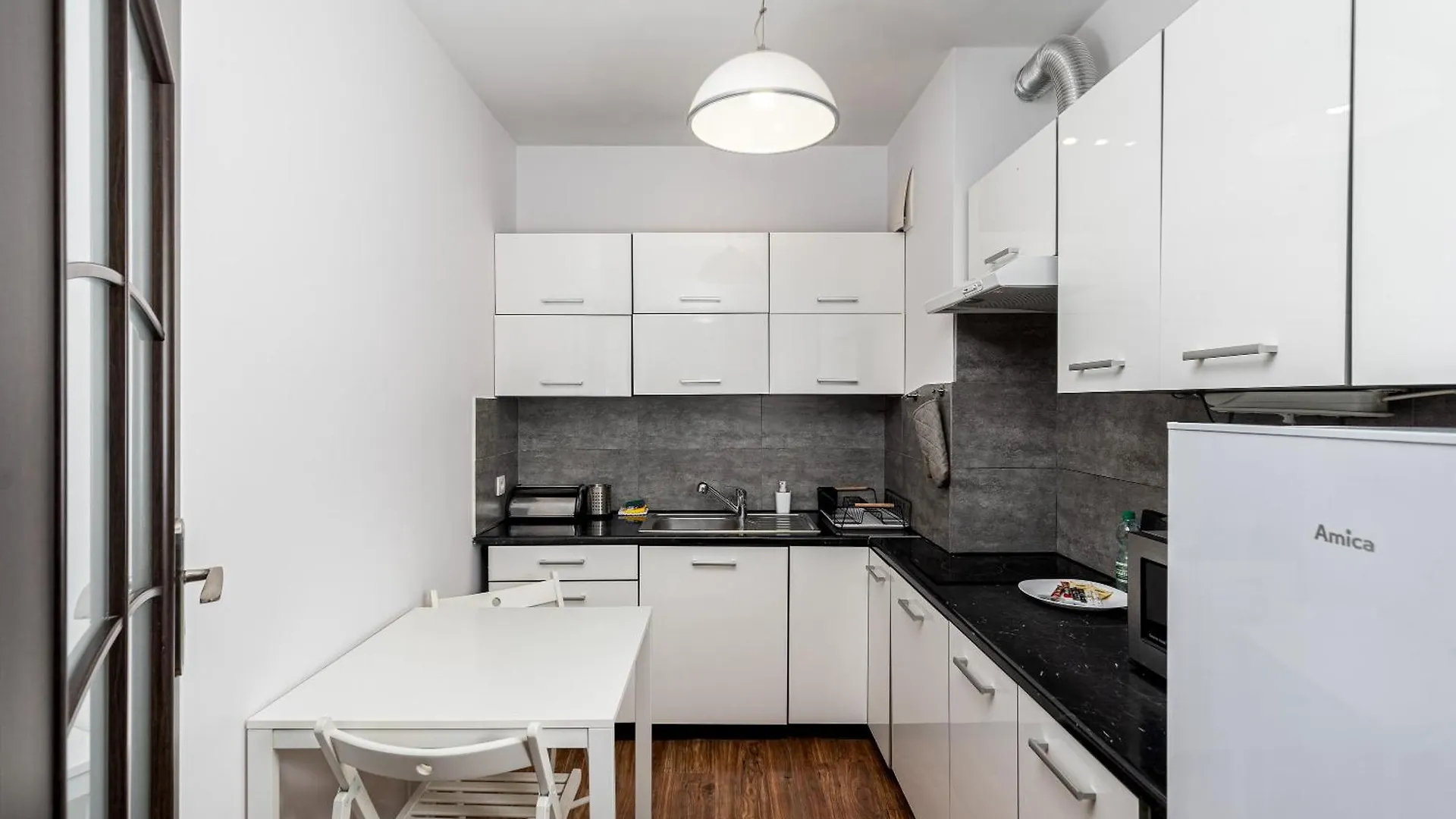 Podgorze Standard Studio Krakow Apartment